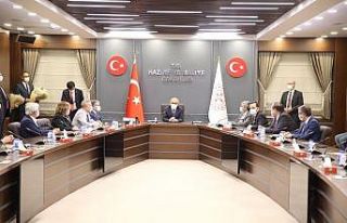 Hazine ve Maliye Bakanı Elvan göreve başladı