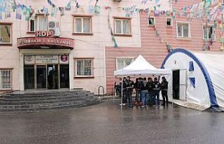 HDP binasından PKK’nın kaçırdığı çocukların...