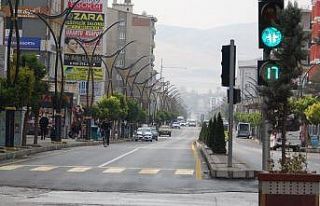 Herkes yasak sandı şehir boş kaldı