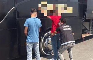 İç çamaşırında uyuşturucu sevkiyatı polise...