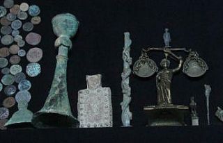 İlk tıp diploması olduğu iddia edilen tarihi eser...