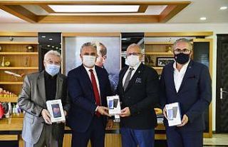 İmece Tablet Kampanyasına destek sürüyor