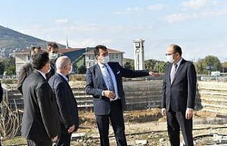 İş adamlarından Osmangazi Meydanı’na tam not