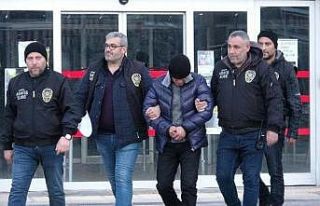 Isparta’da ablası ve eniştesini öldüren polis...