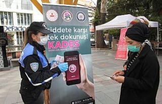 Isparta’da emniyet ve jandarma ekipleri kadınlara...