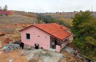 Isparta’da zor şartlarda yaşayan 7 kişilik aile...