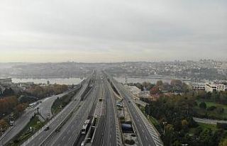 İstanbul’da boş kalan yollar havadan görüntülendi