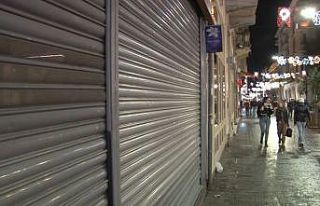 İstiklal Caddesi’nde işletmeler saat 22.00’de...