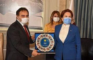 İYİ Parti Genel Başkanı Akşener, Başkan Şahin’i...