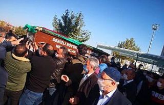 İzmir depreminde görev alan İHH gönüllüsü,...