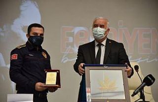 İzmir depreminin kahramanları onurlandırıldı