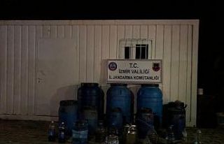 İzmir’de bin 35 litre sahte içki ele geçirildi