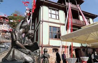 İzmit’te Mustafa Kemal Atatürk ‘Atatürk Evi’nde...