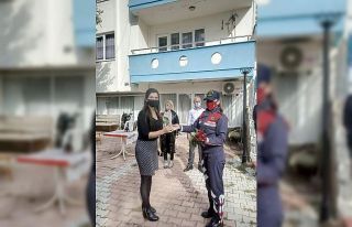 Jandarma öğretmenleri unutmadı