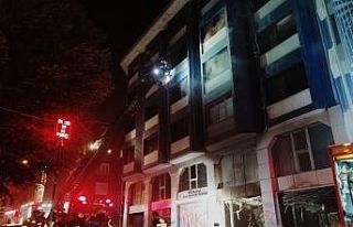 Kadıköy’de beş katlı özel eğitim kurumu alev...