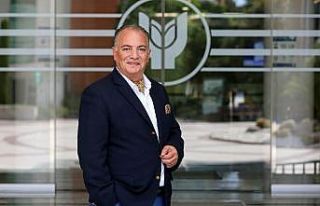 Kadın siyasetin oyuncusu değil seyircisi