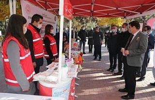 Kadına yönelik şiddetle mücadeleye Burdur Valisi’nden...
