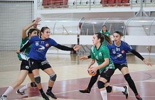 Kadınlar Hentbol Süper Ligi: Sivas Belediyespor:...
