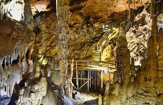 Karaca Mağarası’nı 6 ayda 50 bin kişi ziyaret...