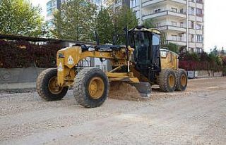 Karaköprü’de yollar kilitli parkeyle yenileniyor