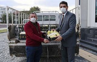 Kartepe Belediye meclis üyelerine Eşme ayvası