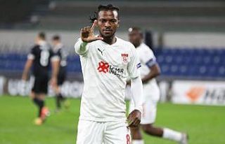 Kayode, UEFA maçlarında 4’te 4 yaptı