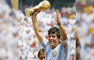 Kayserispor’dan Maradona paylaşımı