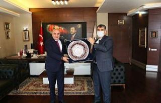 Keçiören Belediyesinden “pandeminin kahramanlarına”...