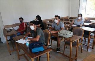 Kemer Ahmet Erkal Eğitim Kursunda online eğitim