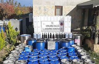 Kırklareli’de 2 ton kaçak şarap ele geçirildi