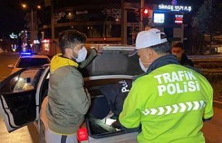 Kısıtlamaya uymayan 13 kişiye 40 bin 950 lira ceza...