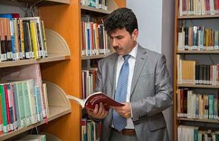 Kitap okuma etkinliğine Rektör Karacoşkun’da...