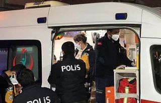 Kız meselesi yüzünden 2 kişiyi bıçaklkadı