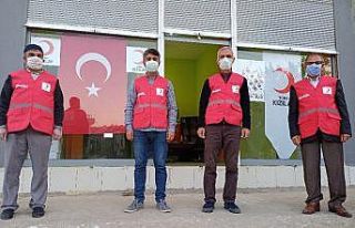 Kızılay’dan ihtiyaç sahibi ailelere yardım