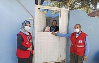 Kızılay’dan kimsesizlere yardım