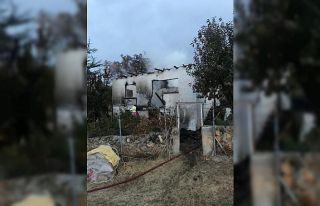 Kızılcahamam’da çıkan yangında bir ev tamamen...