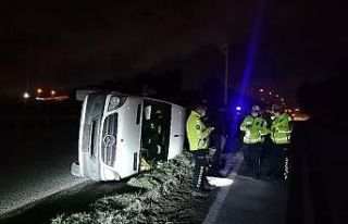 Kocaeli’de işçileri taşıyan servis minibüsü...