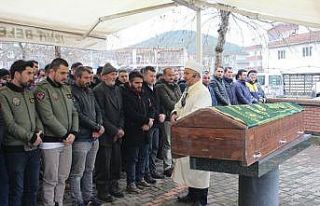Kocasını öldüren kadına 26 yıl, sevgilisine...