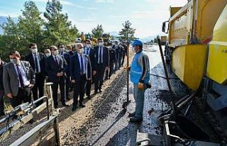 Komşu iki şehirden ortak asfalt çalışması