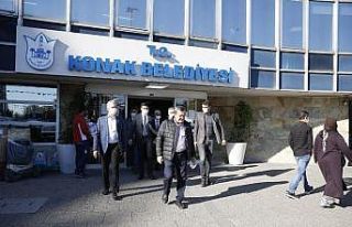 Konak Belediyesi hizmet binasına deprem önlemi