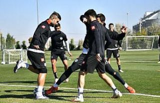 Konyaspor, Kasımpaşa hazırlıklarına başladı