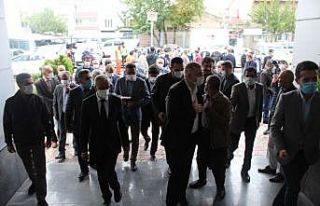 Korona tedavisi tamamlanan Başkan Turanlı görevine...