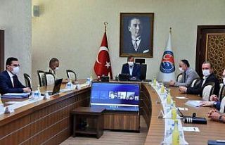 Korona virüs hastaları ’elektronik bileklik’...