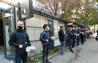 Kosova’da korona virüs kısıtlamalarına karşı...