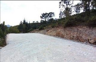 Köy içi yollarda iyileştirme çalışması