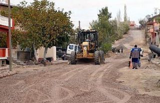 Kuruköprü’de doğalgaz sonrası asfalt çalışması