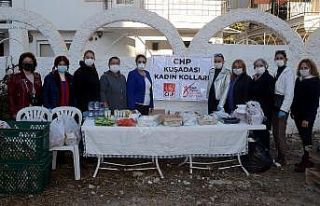 Kuşadası’nda CHP’li kadınlar depremzedeleri...
