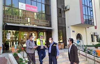 Kuşadası’ndaki kamu binalarında hasar tespiti...