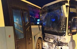 Kütahya’da otobüsler çarpıştı: 10 yaralı