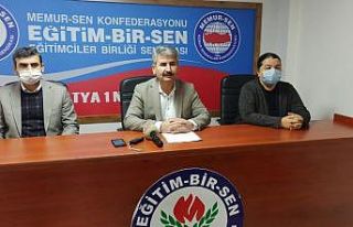 Malatya’daki öğretmenlerden Meslek Kanunu talebi